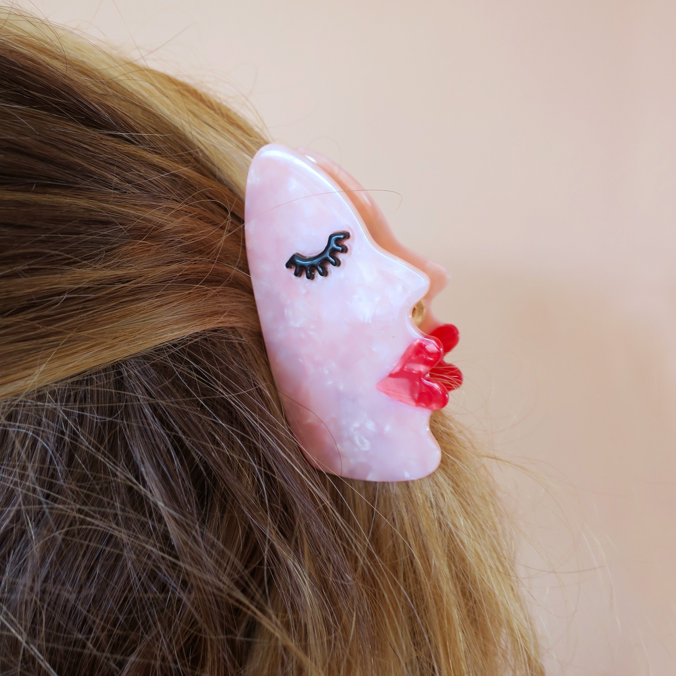 Hair Claw (Face White)