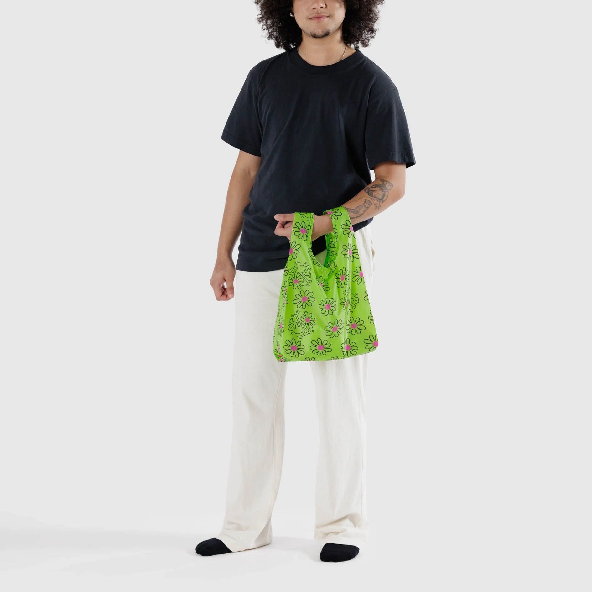 Baby_Baggu_Ripstop_Keith_Haring_Flower_02.webp