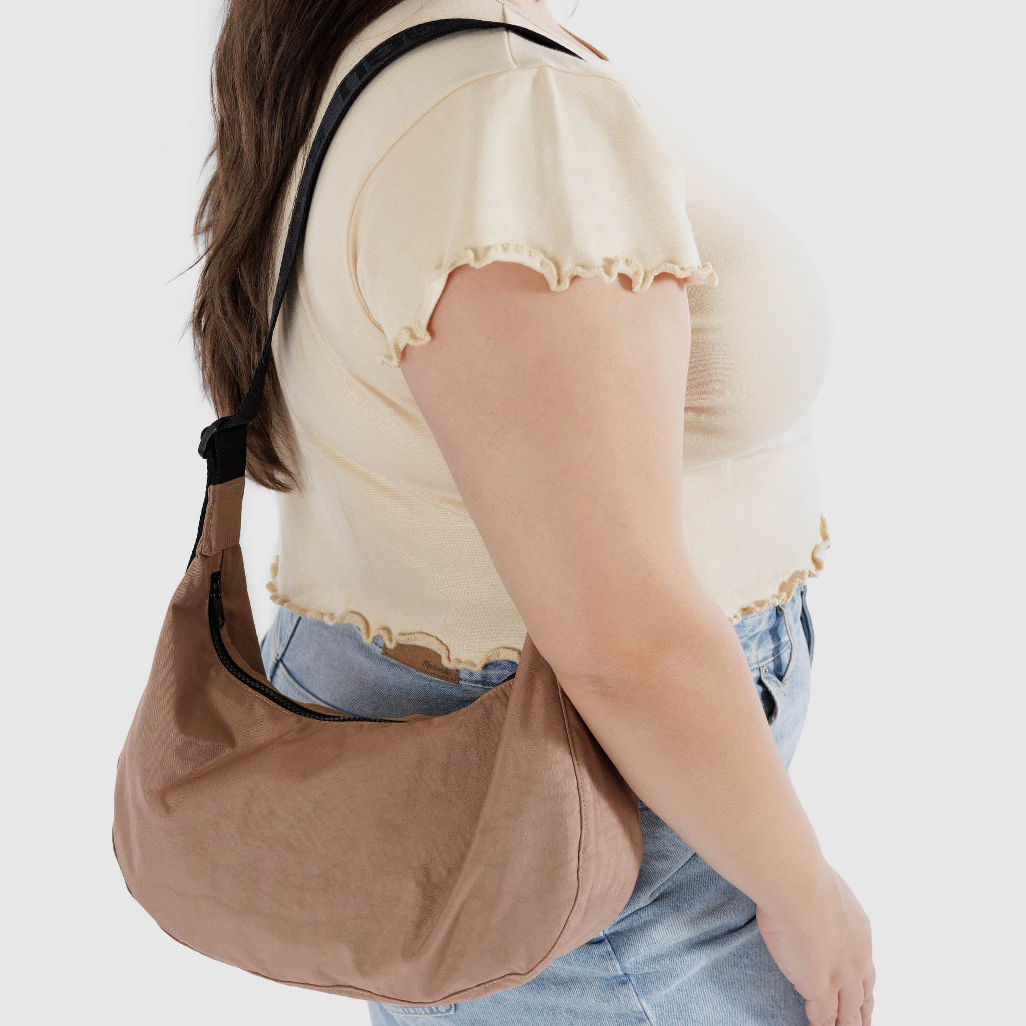 BAGGU Medium Crescent Nylon Bag (Cocoa)