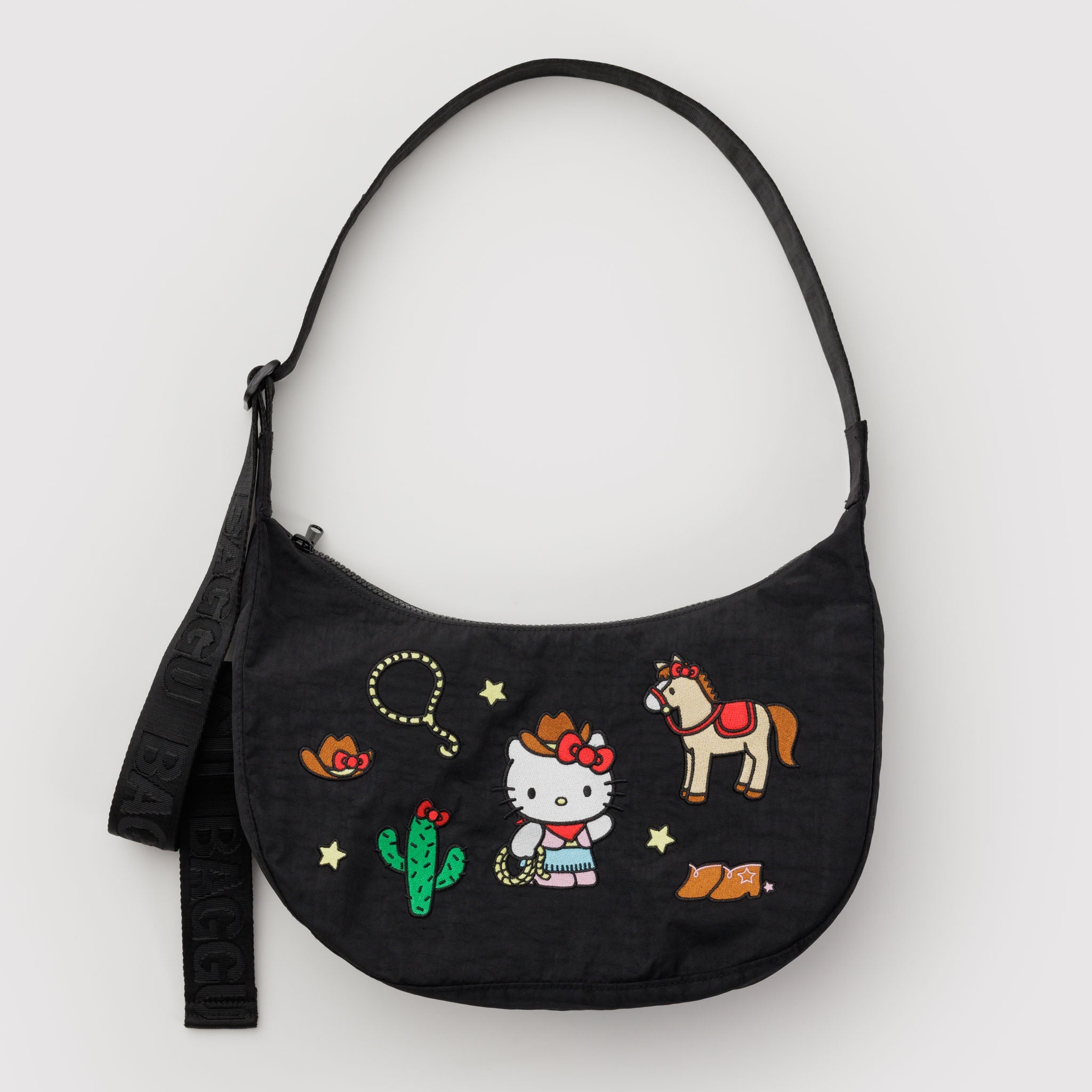 Medium_Nylon_Crescent_Heavyweight_Embroidered_Hello_Kitty_Western_01.jpg