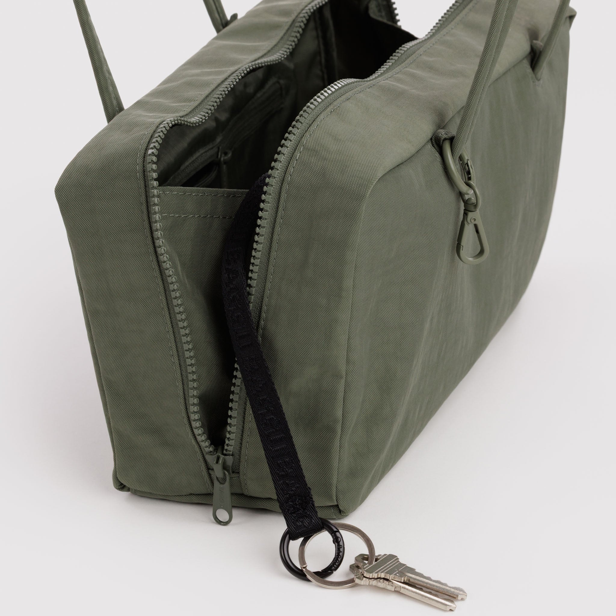 Nylon_Bowler_Bag_Heavyweight_Caper_04.jpg