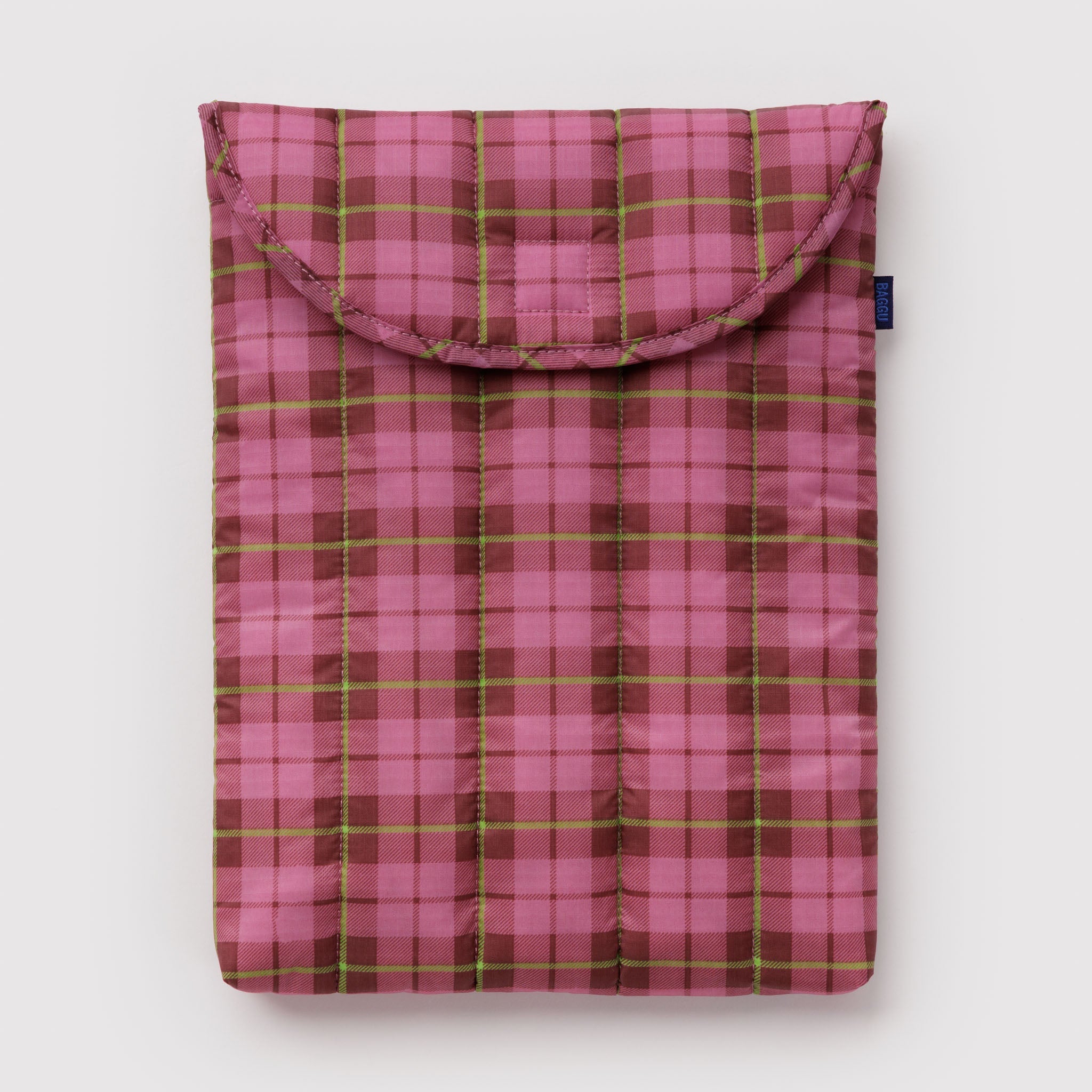 Puffy_Laptop_Sleeve_13_-14__Ripstop_Azalea_Pink_Tartan_01.jpg