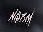 NORM - STICKER OG (15CM)
