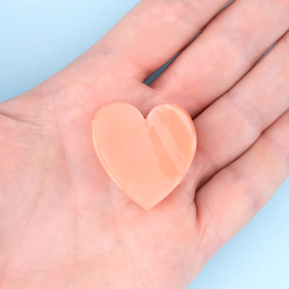 Coucou Suzette Mini Hair Claw (Pink Heart)