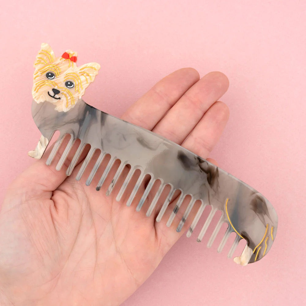 Coucou Suzette Comb (Yorkshire)
