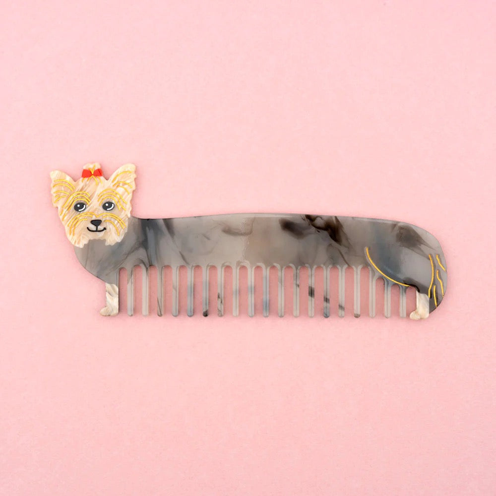 Coucou Suzette Comb (Yorkshire)