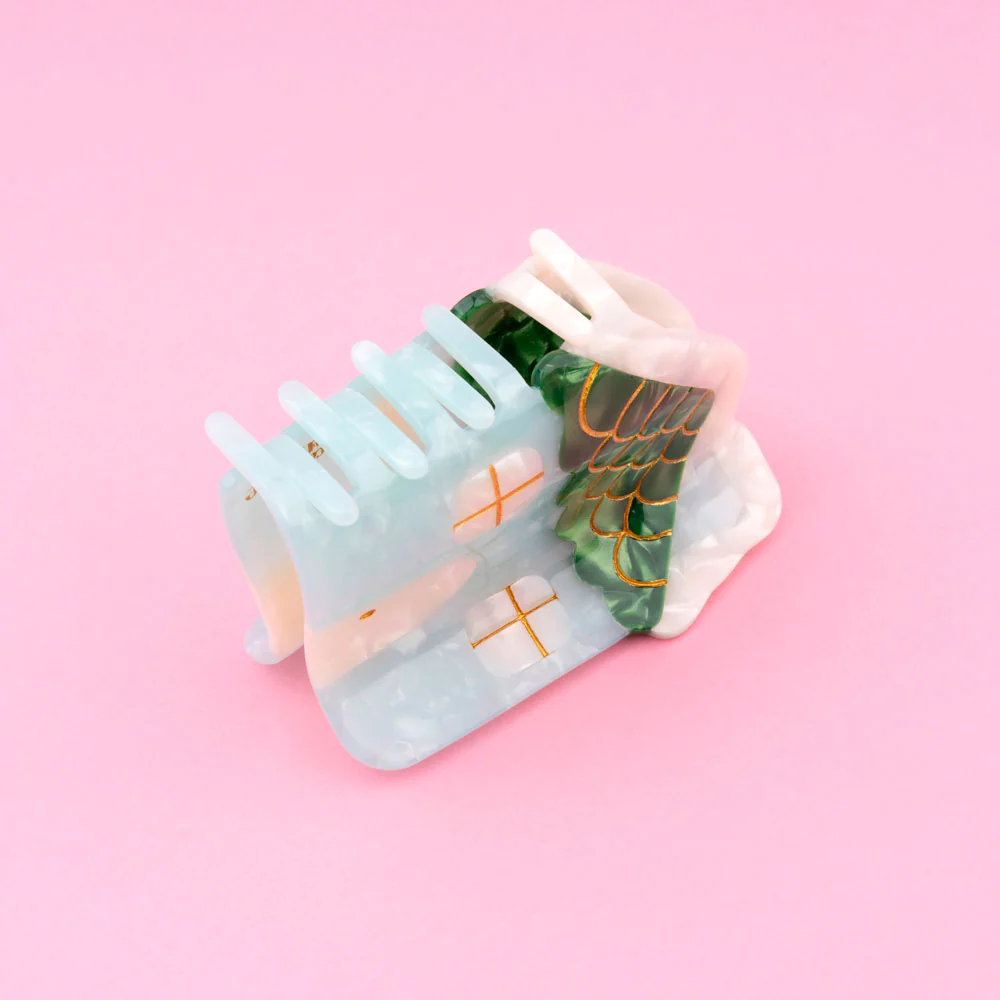 Coucou Suzette Hair Claw (Snowy House)