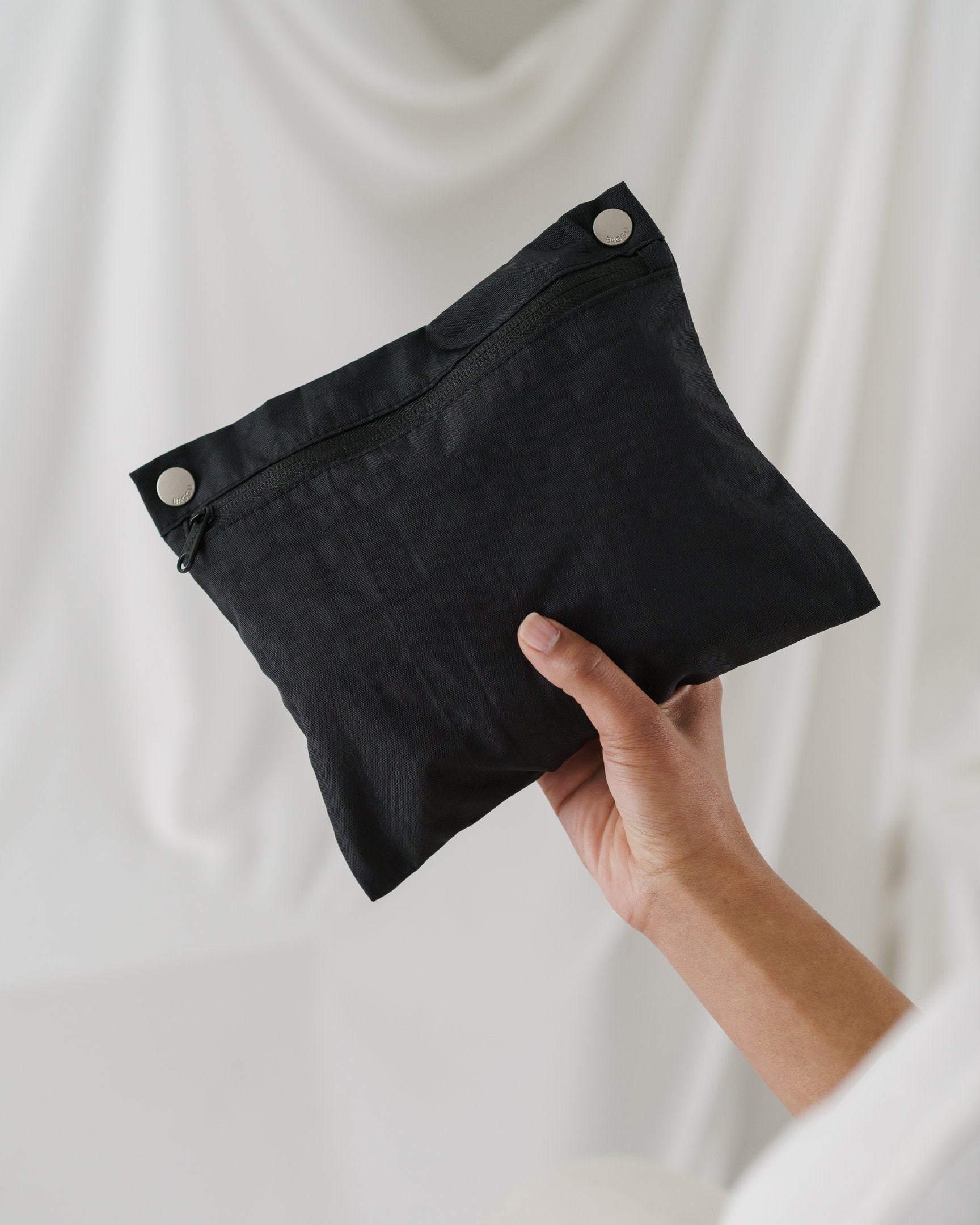 กระเป๋าผ้า Baggu Mini Cloud Bag สี Black