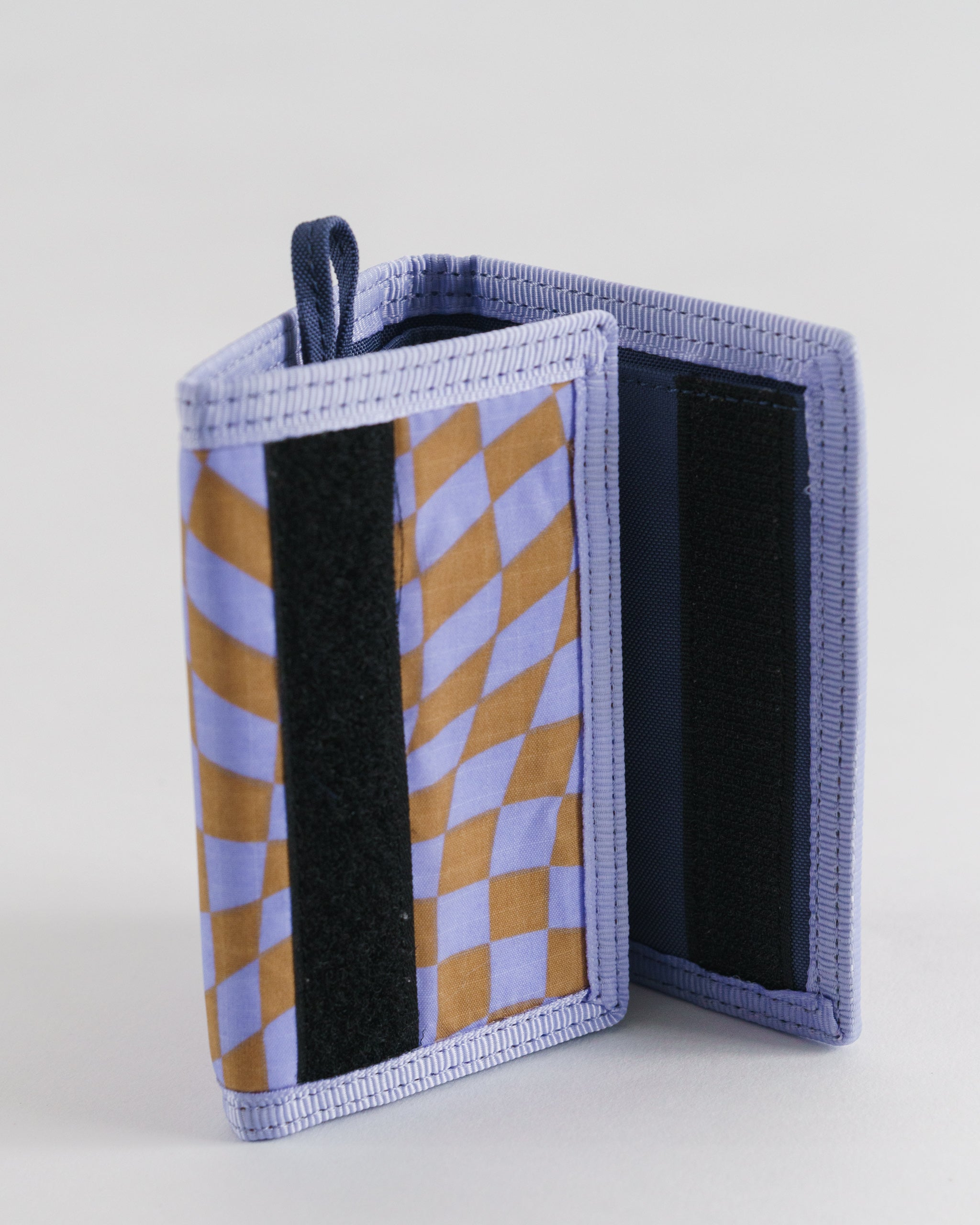 Baggu Nylon Wallet: Lavender Trippy Checker