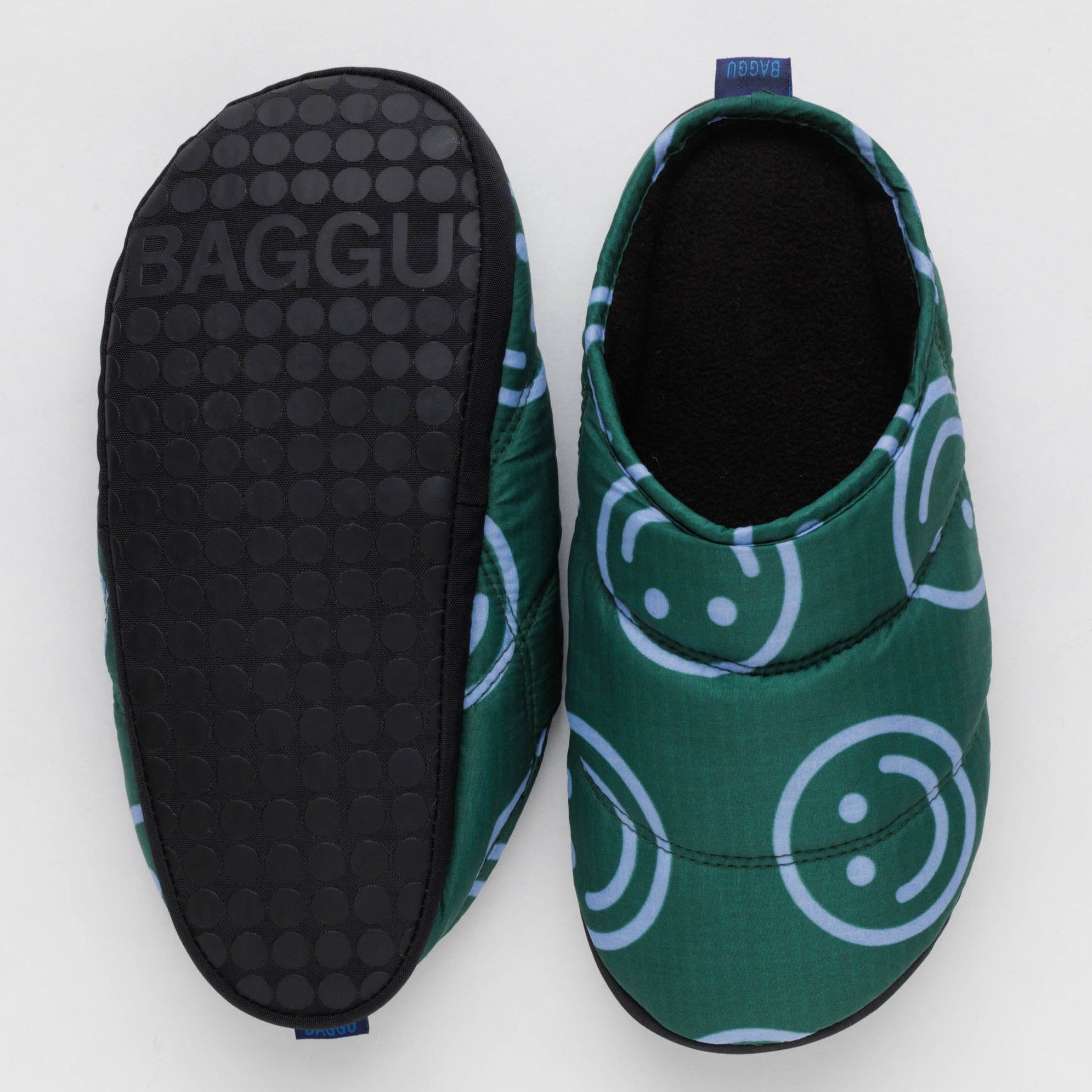 Puffy_Slippers_Ripstop_Forest_Happy_01.jpg