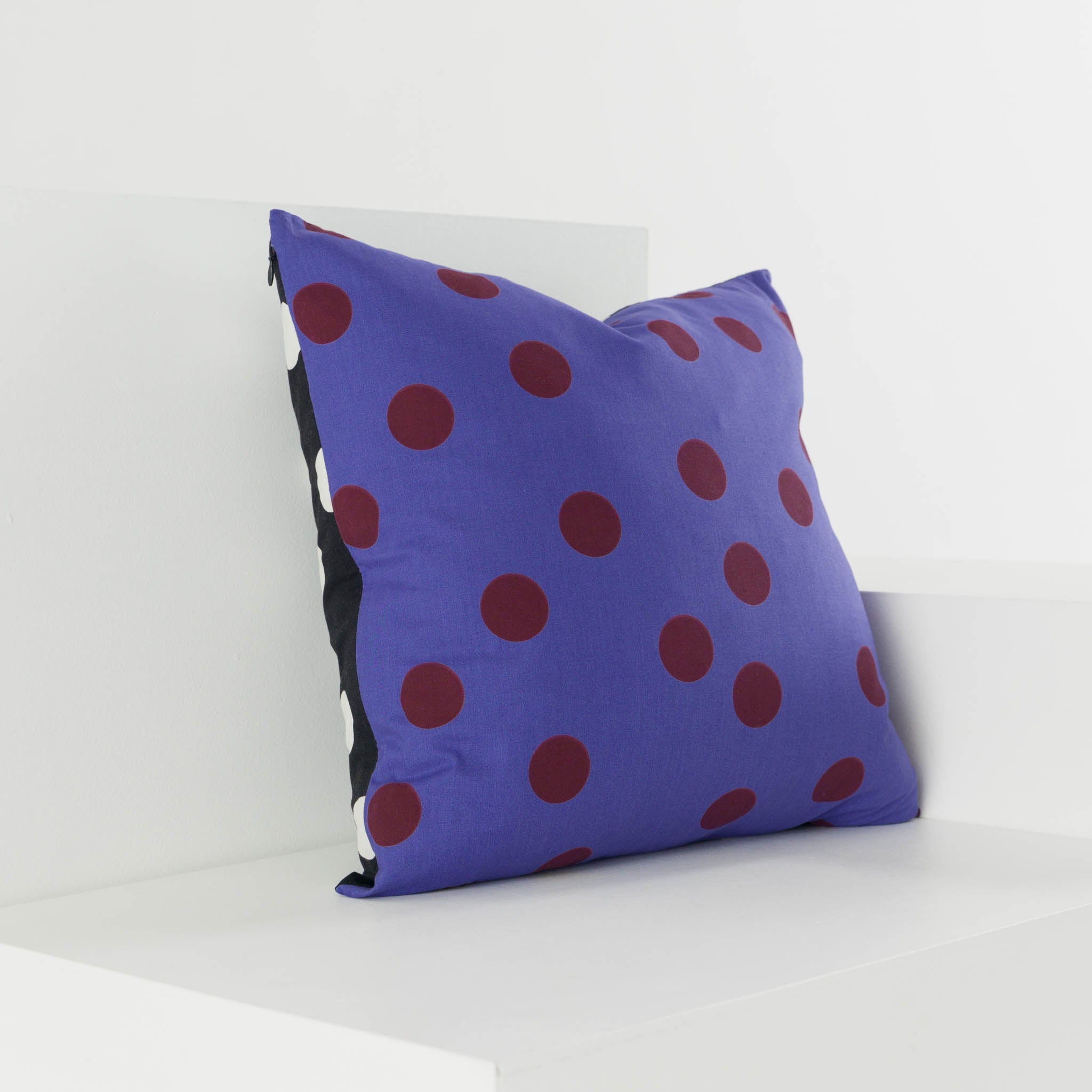 BAGGU Throw Pillow Case - Floating Dot